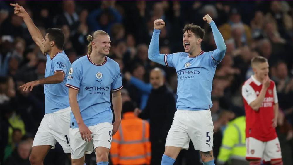  哈兰德双响曼城三球完胜，阿森纳跌落前四  