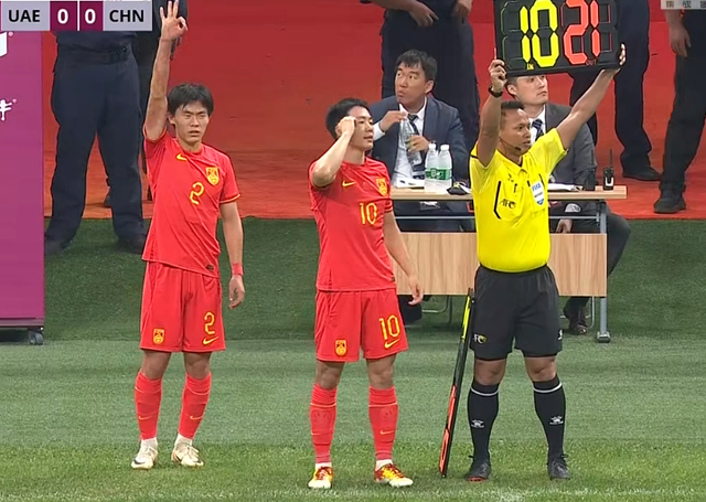  罗德兹升班马遇强不弱客场逼平劲旅  